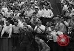 Standbild Universität get together New York City USA, 1936, aus Sekunde 15 historischem Filmmaterial Videoclip 65675072525