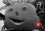 Standbild Junge Frauen Landwirte New Hebron Mississippi USA, 1936, aus Sekunde 41 historischem Filmmaterial Videoclip 65675072526