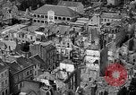 Immagine di Danni di bomba Coutances Francia, 1944, secondo 25 filmato di repertorio 65675072544