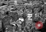 Immagine di Danni di bomba Coutances Francia, 1944, secondo 30 filmato di repertorio 65675072544