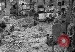 Immagine di Danni di bomba Coutances Francia, 1944, secondo 37 filmato di repertorio 65675072544