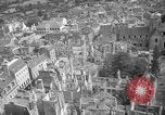 Immagine di Danni di bomba Coutances Francia, 1944, secondo 47 filmato di repertorio 65675072544