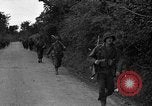 Standbild US4th Armored Division in Operation Cobra in Zweiten Weltkrieg Periers Frankreich, 1944, aus Sekunde 6 historischem Filmmaterial Videoclip 65675072546