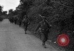 Standbild US4th Armored Division in Operation Cobra in Zweiten Weltkrieg Periers Frankreich, 1944, aus Sekunde 10 historischem Filmmaterial Videoclip 65675072546