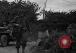 Standbild US4th Armored Division in Operation Cobra in Zweiten Weltkrieg Periers Frankreich, 1944, aus Sekunde 16 historischem Filmmaterial Videoclip 65675072546