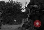Standbild US4th Armored Division in Operation Cobra in Zweiten Weltkrieg Periers Frankreich, 1944, aus Sekunde 18 historischem Filmmaterial Videoclip 65675072546