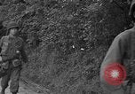 Standbild US4th Armored Division in Operation Cobra in Zweiten Weltkrieg Periers Frankreich, 1944, aus Sekunde 43 historischem Filmmaterial Videoclip 65675072546