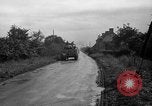 Standbild US4th Armored Division in Operation Cobra in Zweiten Weltkrieg Periers Frankreich, 1944, aus Sekunde 54 historischem Filmmaterial Videoclip 65675072546