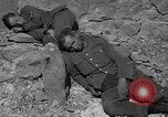 Immagine di Prigionieri tedeschi custodito da noi parlamentari durante la seconda guerra mondiale Periers Francia, 1944, secondo 29 filmato di repertorio 65675072547