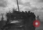 Standbild USA 2nd Armored Division während der Operation Cobra in Zweiten Weltkrieg Canisy Frankreich, 1944, aus Sekunde 11 historischem Filmmaterial Videoclip 65675072548