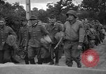 Standbild USA 2nd Armored Division während der Operation Cobra in Zweiten Weltkrieg Canisy Frankreich, 1944, aus Sekunde 42 historischem Filmmaterial Videoclip 65675072548