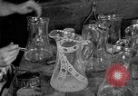 Standbild schneiden Glas machen United States USA, 1919, aus Sekunde 11 historischem Filmmaterial Videoclip 65675072549