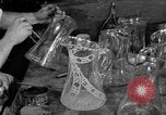 Standbild schneiden Glas machen United States USA, 1919, aus Sekunde 13 historischem Filmmaterial Videoclip 65675072549