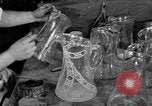 Standbild schneiden Glas machen United States USA, 1919, aus Sekunde 14 historischem Filmmaterial Videoclip 65675072549