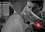 Standbild schneiden Glas machen United States USA, 1919, aus Sekunde 29 historischem Filmmaterial Videoclip 65675072549