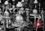 Standbild Gravur Becher United States USA, 1919, aus Sekunde 58 historischem Filmmaterial Videoclip 65675072550