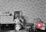 Image Maison de poupée United States USA, 1919, de la seconde 50 séquences d'archives historiques vidéo 65675072552