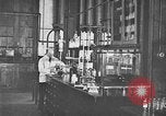 Immagine di La raffinazione dello zucchero New York United States USA, 1922, secondo 14 filmato di repertorio 65675072554
