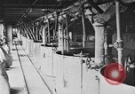 Immagine di La raffinazione dello zucchero New York United States USA, 1922, secondo 53 filmato di repertorio 65675072554