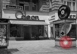 Standbild Kurfürstendamm Avenue Berlin Deutschland, 1953, aus Sekunde 38 historischem Filmmaterial Videoclip 65675072559