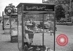 Standbild Kurfürstendamm Avenue Berlin Deutschland, 1953, aus Sekunde 47 historischem Filmmaterial Videoclip 65675072559