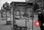 Standbild Kurfürstendamm Avenue Berlin Deutschland, 1953, aus Sekunde 53 historischem Filmmaterial Videoclip 65675072559