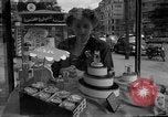 Standbild Kurfürstendamm Avenue Berlin Deutschland, 1953, aus Sekunde 59 historischem Filmmaterial Videoclip 65675072559