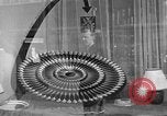 Immagine di Civili tedesco Berlino Germania, 1953, secondo 38 filmato di repertorio 65675072561