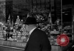 Immagine di Civili tedesco Berlino Germania, 1953, secondo 53 filmato di repertorio 65675072561
