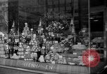 Immagine di Civili tedesco Berlino Germania, 1953, secondo 55 filmato di repertorio 65675072561