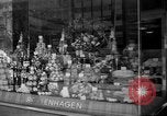 Immagine di Civili tedesco Berlino Germania, 1953, secondo 56 filmato di repertorio 65675072561