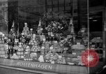 Immagine di Civili tedesco Berlino Germania, 1953, secondo 60 filmato di repertorio 65675072561