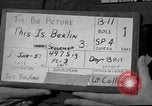 Immagine di Civili tedesco Berlino Germania, 1953, secondo 62 filmato di repertorio 65675072561