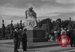 Immagine di Il russo Memorial Park Berlino Germania, 1953, secondo 6 filmato di repertorio 65675072568