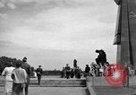 Immagine di Il russo Memorial Park Berlino Germania, 1953, secondo 26 filmato di repertorio 65675072568