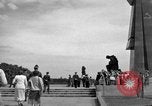 Immagine di Il russo Memorial Park Berlino Germania, 1953, secondo 27 filmato di repertorio 65675072568