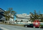Standbild modernistische Wohnung Washington DC USA, 1966, aus Sekunde 28 historischem Filmmaterial Videoclip 65675072582