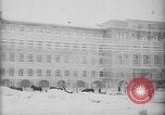 Standbild russischen Truppen Ersten Weltkrieg dekoriert Jekaterinburg Russland, 1918, aus Sekunde 8 historischem Filmmaterial Videoclip 65675072595