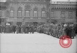 Standbild russischen Truppen Ersten Weltkrieg dekoriert Jekaterinburg Russland, 1918, aus Sekunde 45 historischem Filmmaterial Videoclip 65675072595