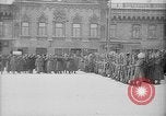 Standbild russischen Truppen Ersten Weltkrieg dekoriert Jekaterinburg Russland, 1918, aus Sekunde 46 historischem Filmmaterial Videoclip 65675072595
