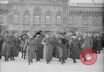 Standbild russischen Truppen Ersten Weltkrieg dekoriert Jekaterinburg Russland, 1918, aus Sekunde 50 historischem Filmmaterial Videoclip 65675072595