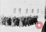 Image outdoor church service en Sibérie, 1918, de la seconde 4 séquences d'archives historiques vidéo 65675072599
