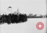 Image outdoor church service en Sibérie, 1918, de la seconde 22 séquences d'archives historiques vidéo 65675072599