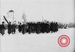 Image outdoor church service en Sibérie, 1918, de la seconde 28 séquences d'archives historiques vidéo 65675072599