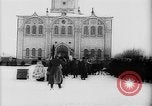 Image outdoor church service en Sibérie, 1918, de la seconde 37 séquences d'archives historiques vidéo 65675072599