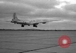 Standbild B-29 Superfortress Kansas United States USA, 1946, aus Sekunde 28 historischem Filmmaterial Videoclip 65675072602