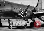 Standbild C-54 Skymaster Kansas United States USA, 1946, aus Sekunde 31 historischem Filmmaterial Videoclip 65675072604