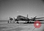 Standbild C-54 Skymaster Kansas United States USA, 1946, aus Sekunde 34 historischem Filmmaterial Videoclip 65675072604