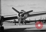 Standbild C-54 Skymaster Kansas United States USA, 1946, aus Sekunde 58 historischem Filmmaterial Videoclip 65675072604