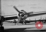 Standbild C-54 Skymaster Kansas United States USA, 1946, aus Sekunde 60 historischem Filmmaterial Videoclip 65675072604